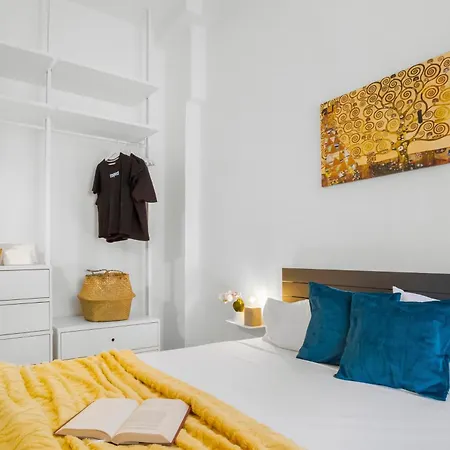 Apartment Artstay - Exclusive Near Metro B, Parking, Ac Rom